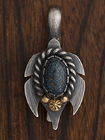 LANDER BLUE Turtle Pendant top